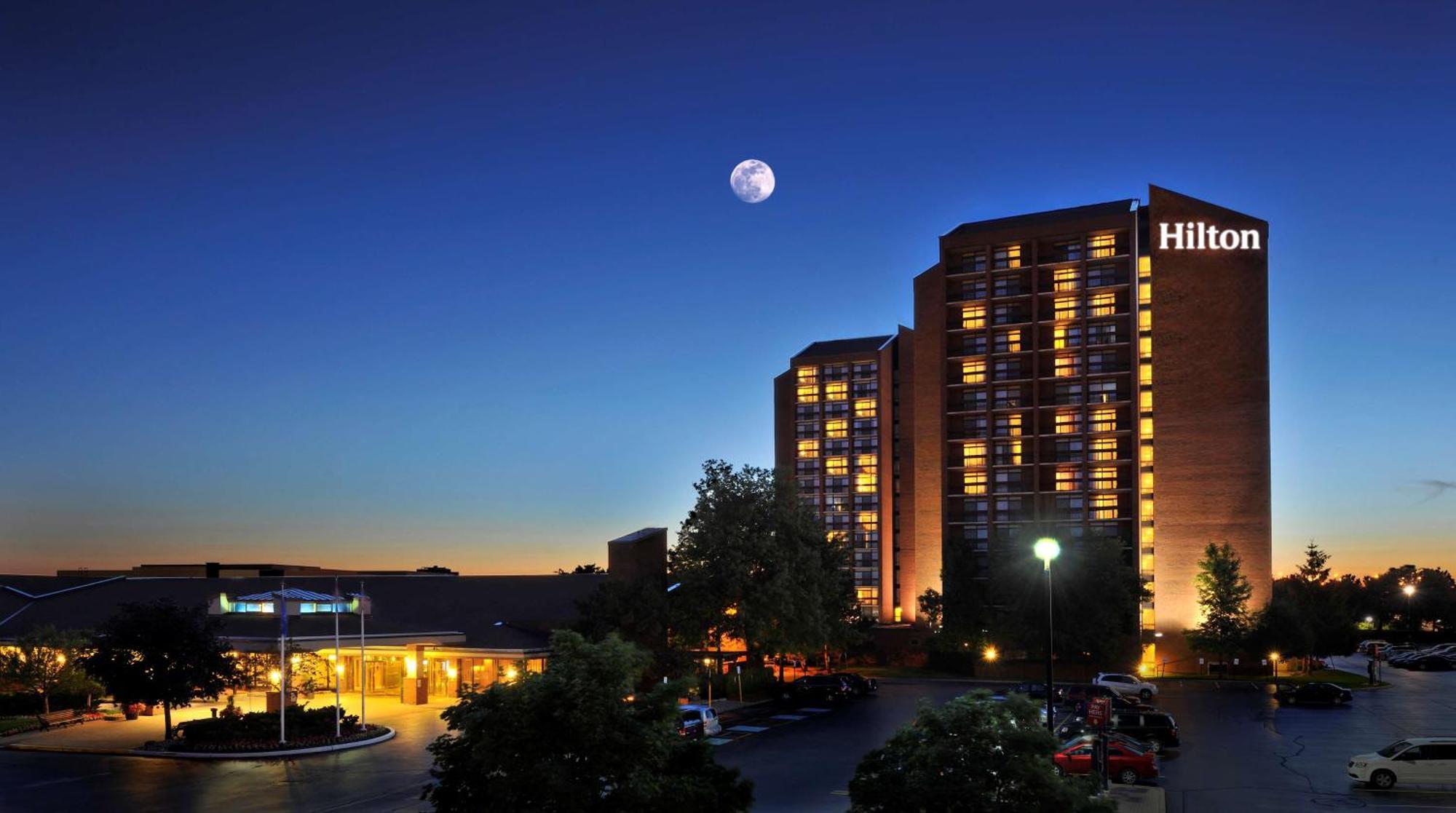 ฮิลตัน มิสซิสซอกา เมดโดว์เวล Hotel ภายนอก รูปภาพ